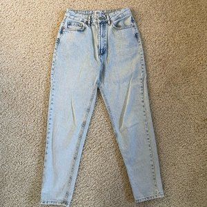 Urban Outfitters BDG mom high-rise petite jeans size 27